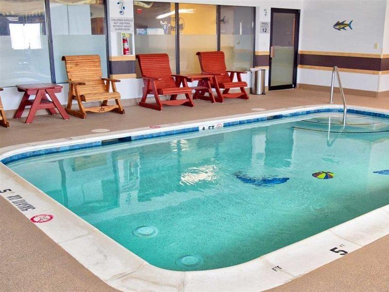Super 8 By Wyndham Victoria/north/mall Area Motel 3*