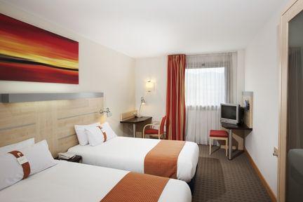 Super 8 By Wyndham Victoria/north/mall Area Motel 3*